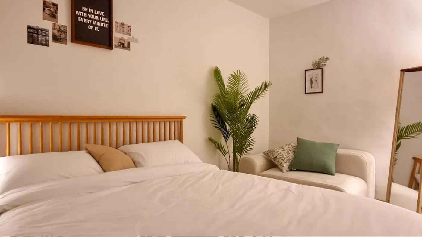 July & August, Hongdae, 3Min To Hapjeong Stn, 7 Guests Hotel Seoul 0*,