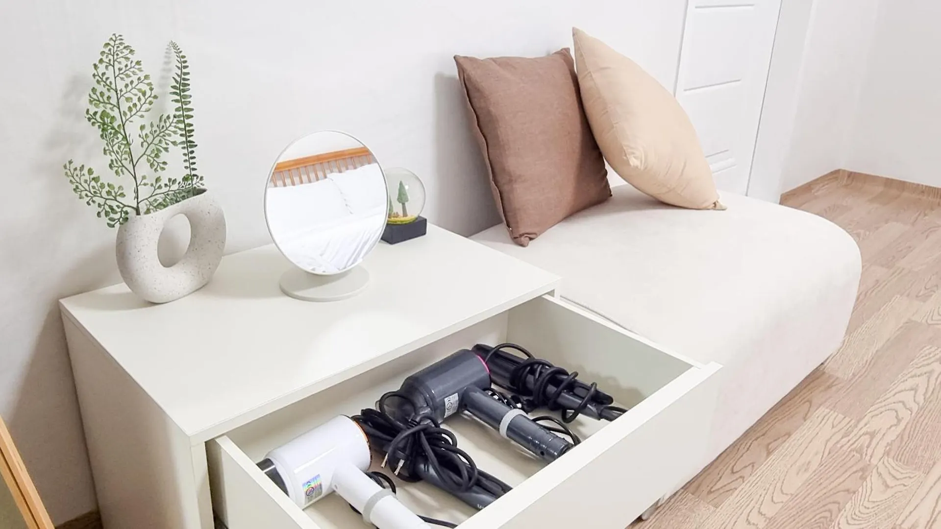 ホテル July & August, Hongdae, 3Min To Hapjeong Stn, 7 Guests ソウル特別市